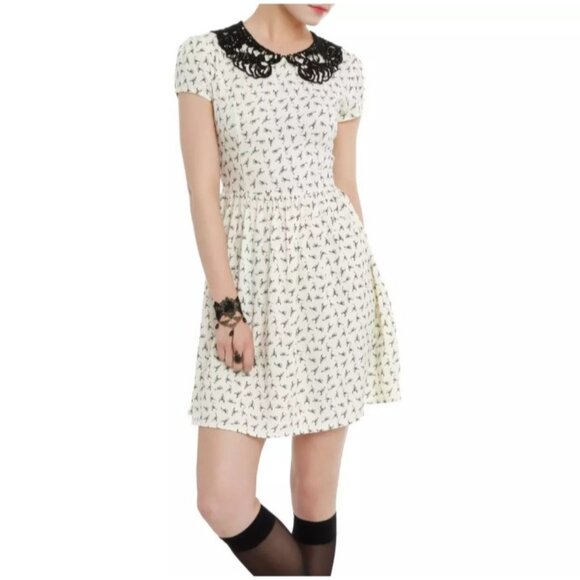 Penny Dreadful Scorpion Dress Lace Collar Size Large Mini - Picture 1 of 16